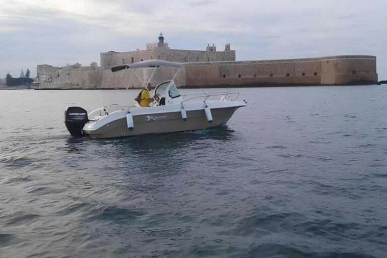 3H Private Boat Tour of Syracuse and Ortigia With Skipper