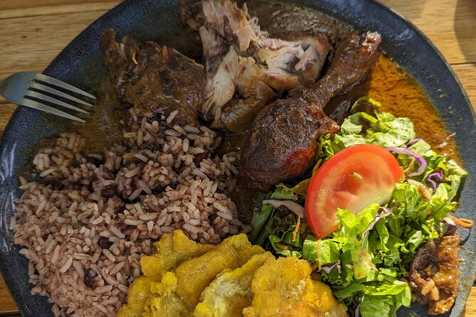 4-Hour Food Tour Sampling Hidden Gems of Puerto Viejo