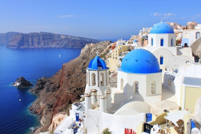 6-h Best of Santorini Sightseeing Guided Tour