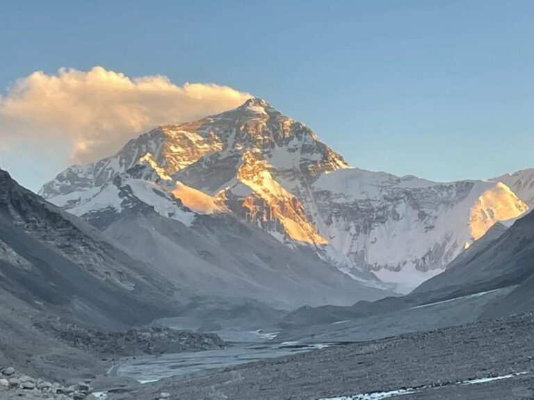 8 Days Lhasa to Everest Base Camp Group Tour