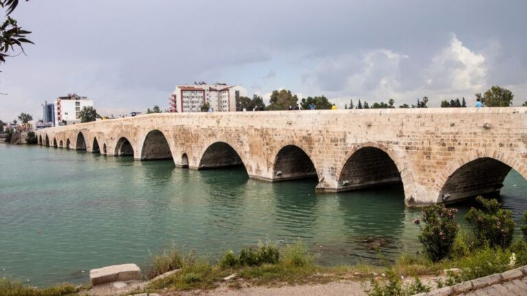 Adana: City Highlights Guided Walking Tour