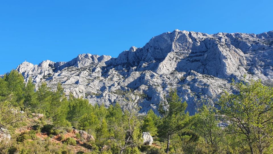 Aix-En-Provence: Climbing Class on the Sainte-Victoire - Mountain Overview