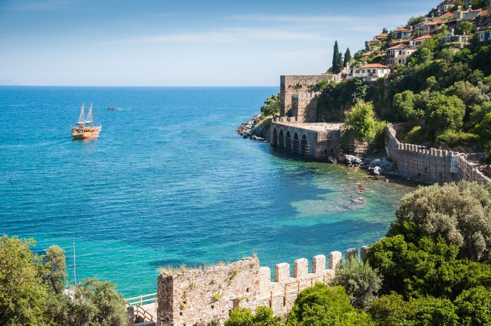 Alanya: Boat Trip With Lunch, Drinks, and Swim Stops - Overview of the Boat Trip