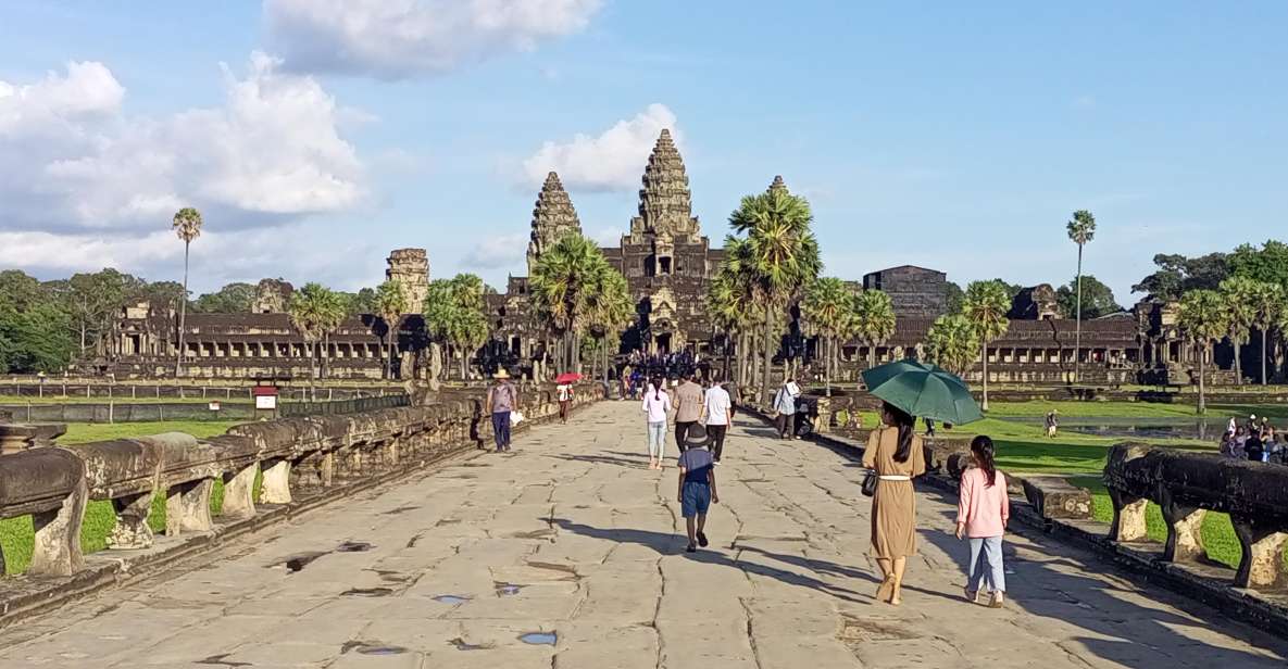 Angkor Adventure Small Group Private Tour - Tour Overview