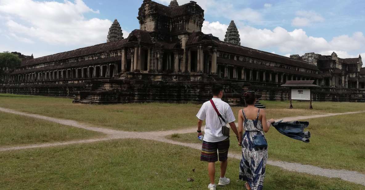 Angkor Wat Bayon Ta Prohm Temple Shared Tour - Tour Overview