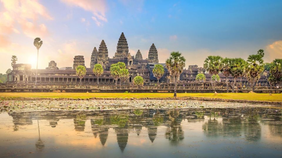 Angkor Wat: Full-Day Sunrise Private Tour With Guide - Tour Overview and Pricing