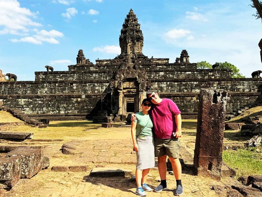 Angkor Wat : Small-Group Sunrise Tour Guided Day Tour - Tour Overview