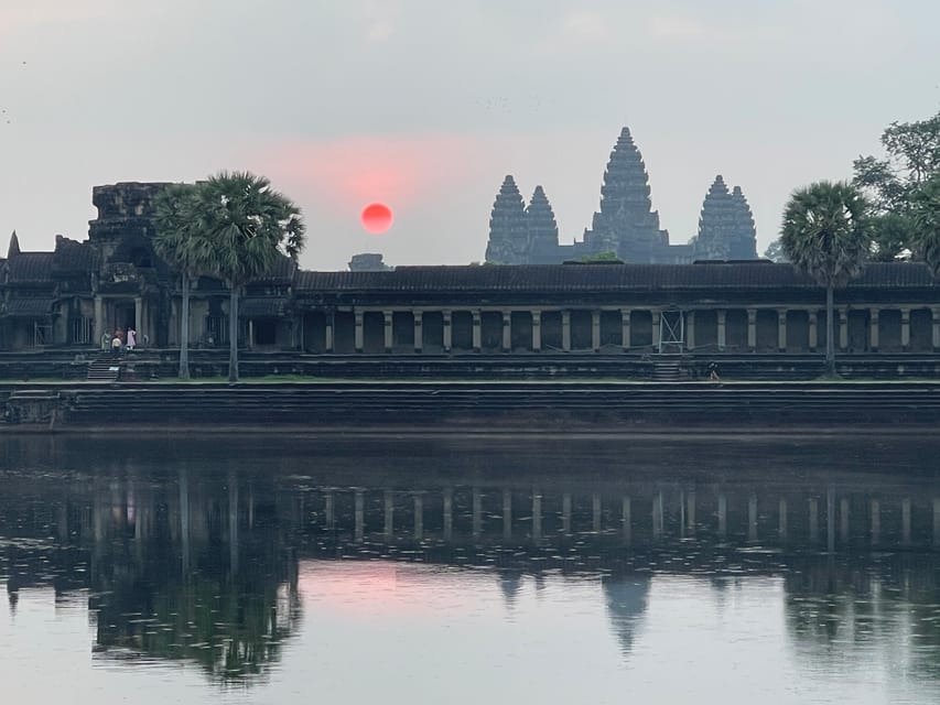 Angkor Wat Sunrise Small Group Tour in Siem Reap - Overview of the Tour