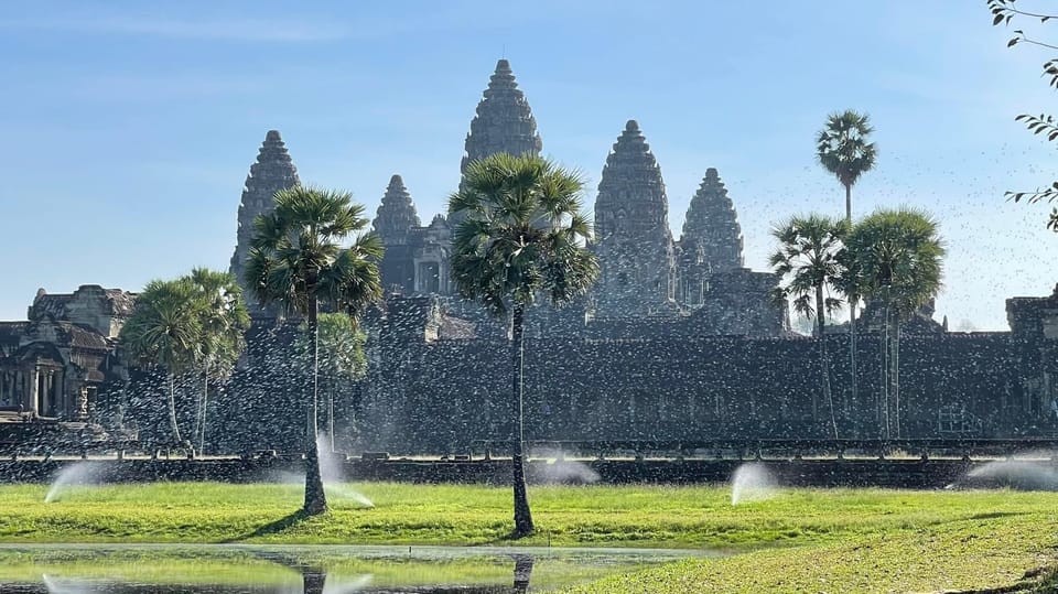 Angkor Wat Temples & Kulen Elephant Forest Day Tour - Itinerary Highlights