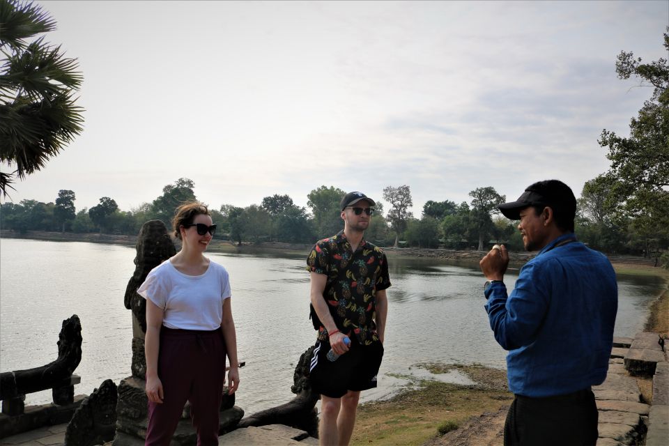 Angkor Wat: Tuk Tuk and Walking Tour - Highlights of the Experience