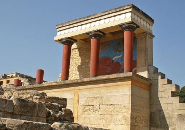 Archaeological Museum & Knossos Palace Guided Tour Half Day