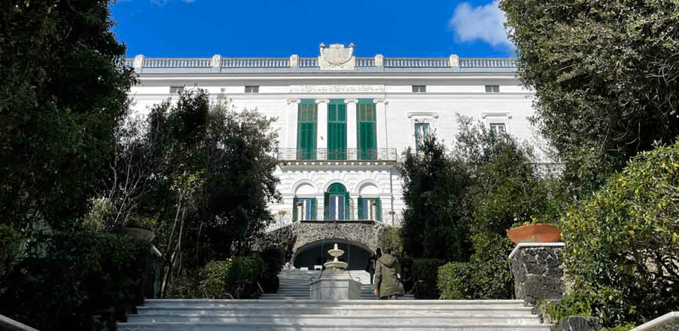 Aristocratic Naples:"In" Neighborhoods Vomero and Chiaia - Aristocratic Neighborhoods Explored