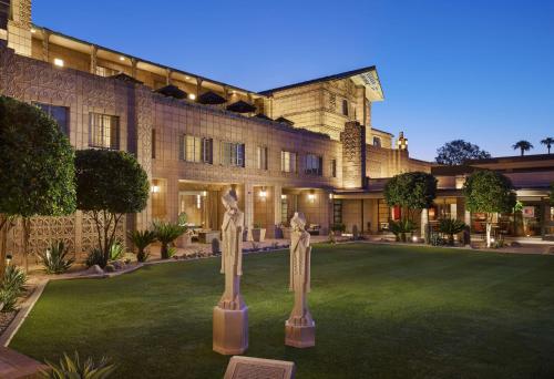 Arizona Biltmore, LXR Hotels & Resorts - Overview and Location