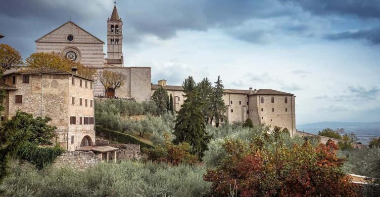 Assisi: The Life of Saint Clare Tour by Tuk Tuk: Italian