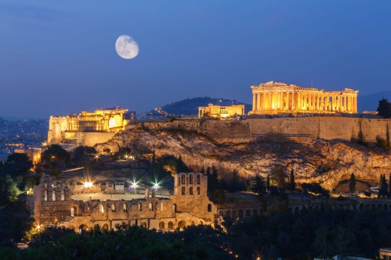 Athens: 2-Hour Highlights Tour by E-Bike After Sunset