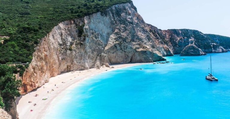 Athens to Lefkada Private Transfer