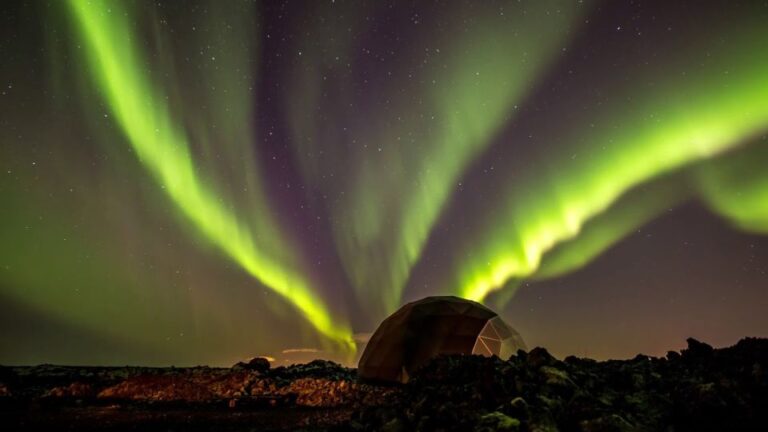 Aurora Basecamp: Northern Lights Nighttime Observation Tour