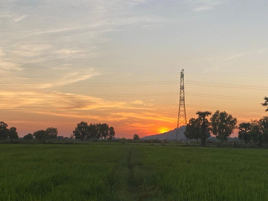 Authentic Siem Reap: Tuk Tuk Countryside and Sunset Tour - Sunset at Phnom Krom