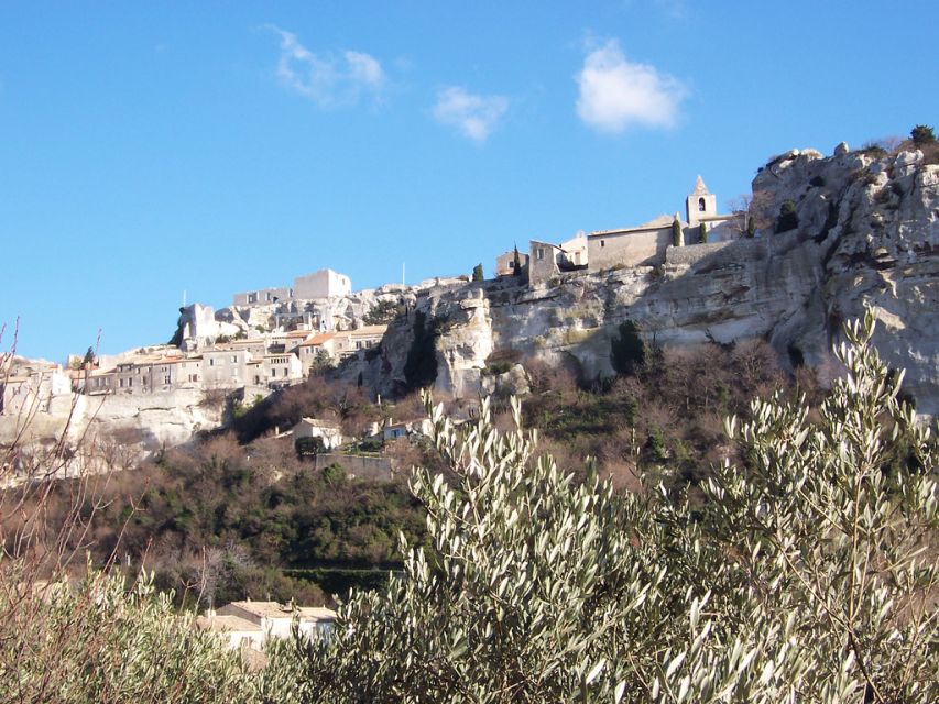 Avignon: Pont Du Gard, Saint Remy and Les Baux Half-Day Tour - Tour Overview