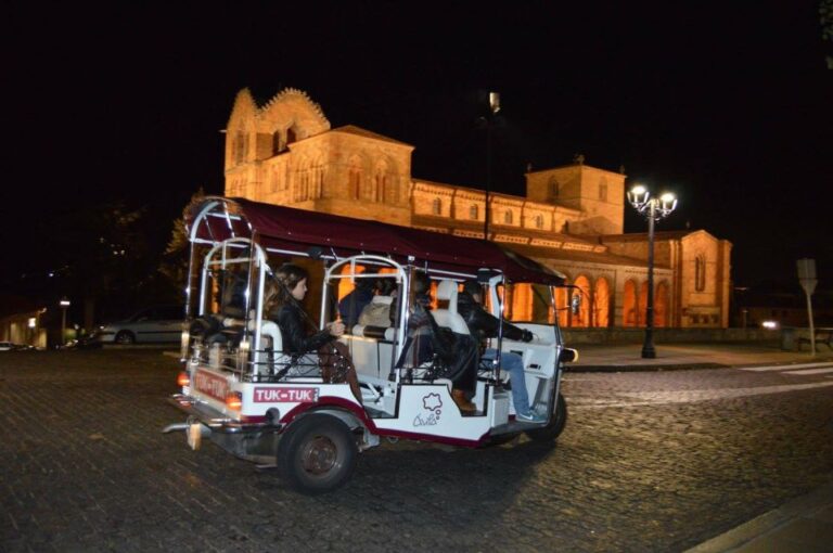 Avila: Guided City Tour in Tuk Tuk