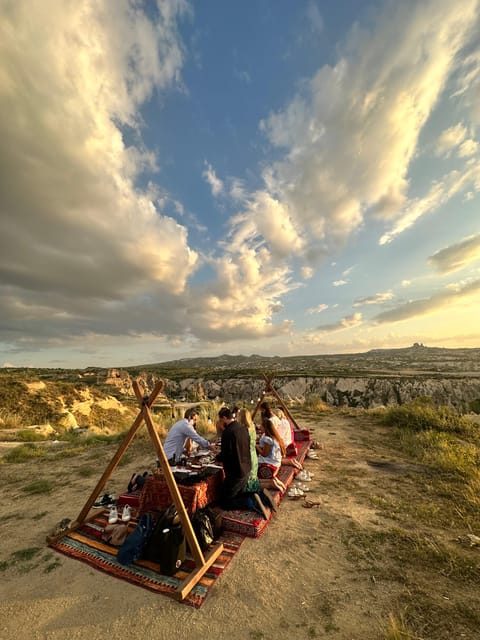 BARBECUE IN THE VALLEY