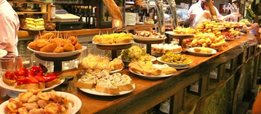 Barcelona: 4-Hour Private Market & Foodie Tour