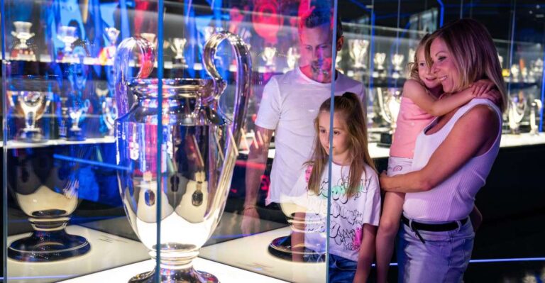 Barcelona: FC Barcelona Museum Barça Immersive Tour Ticket