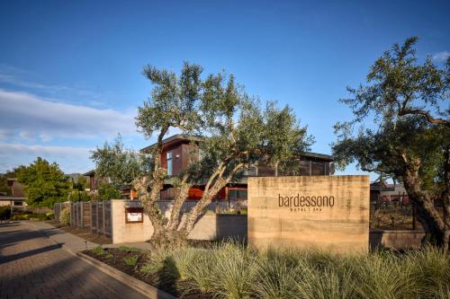 Bardessono Hotel and Spa - Overview and Location