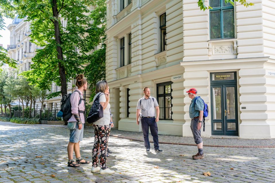 Berlin: 2.5-Hour Walking Tour Through Kreuzberg 61 - Overview of the Tour