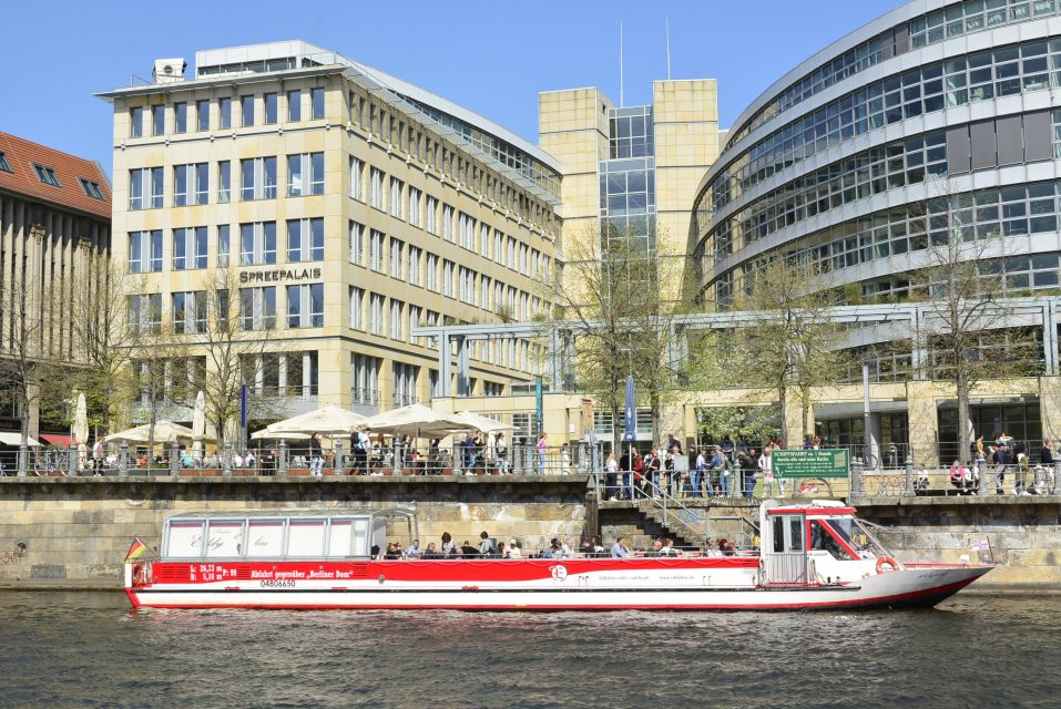 Berlin: Boat Tour Through the Old and New Berlin - Overview of the Boat Tour