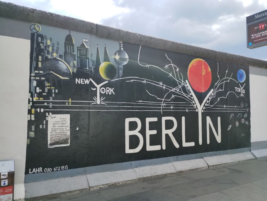 Berlin Friedrichshain: 3-Hour Walking Tour With a True Local - Tour Overview and Details