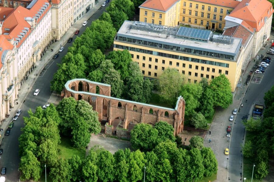 Berlin: Karl-Marx-Allee 2-Hour Tour