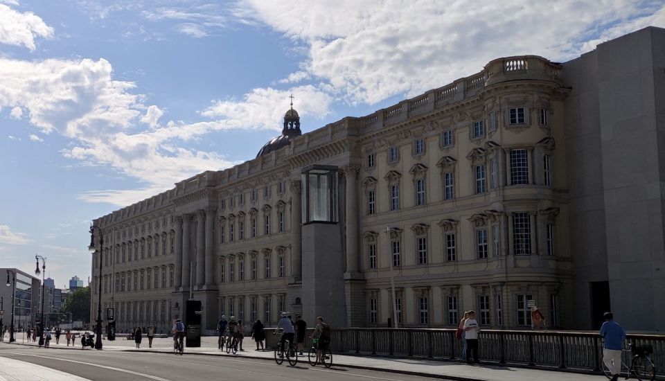 Berlin: Museum Island Guided Walking Tour - Tour Overview