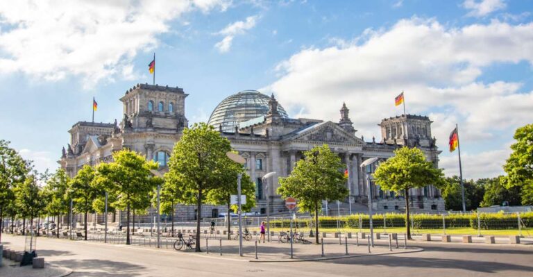 Berlin: Private Exclusive History Tour With a Local Expert