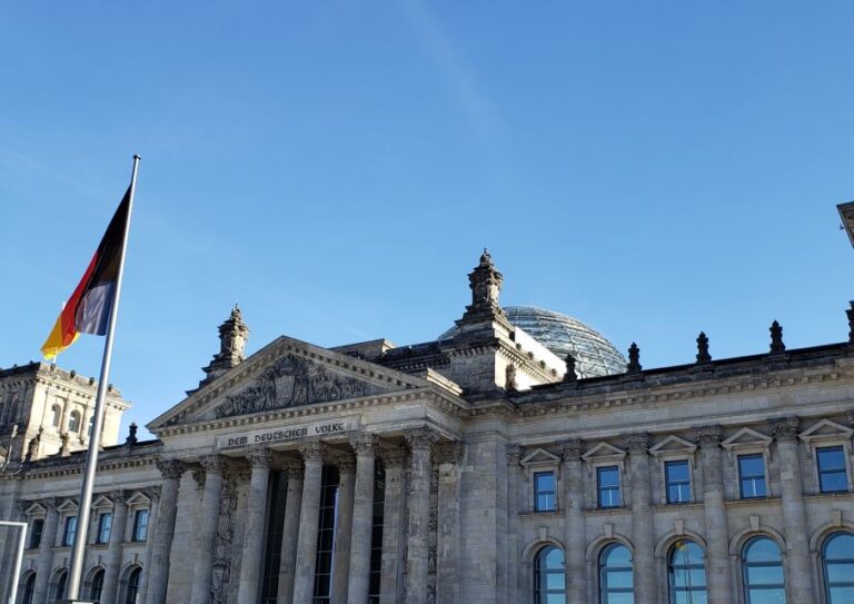 Berlin: Private Tour of Government District With Glass Dome