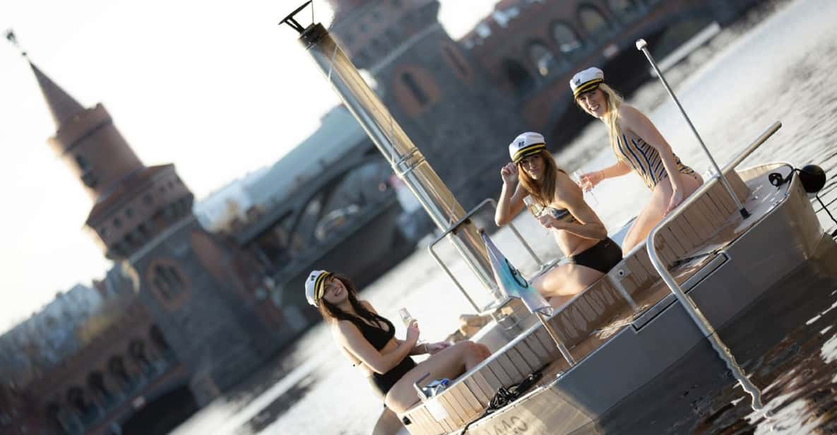 Berlin: Self-Drive Boat Experience With Bathtub - Electric Boat Ride Experience