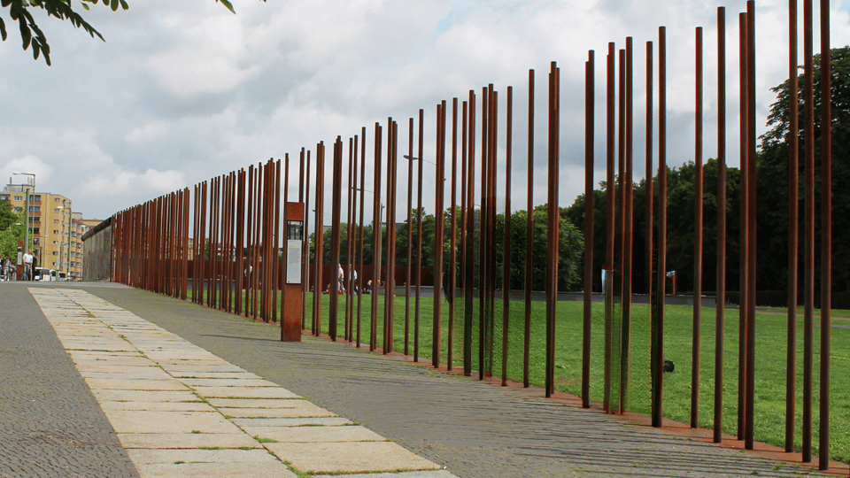 Berlin Wall Tour - Tears, Tunnels & Triumphs (Small Group) - Experience Details