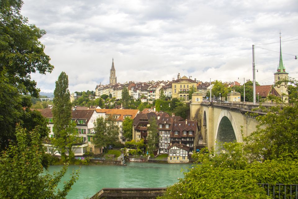 Bern: Private Exclusive Architecture Tour With Local Expert - Tour Overview