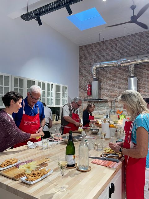 Bilbao: Traditional Basque Cooking Class With Wine Tasting