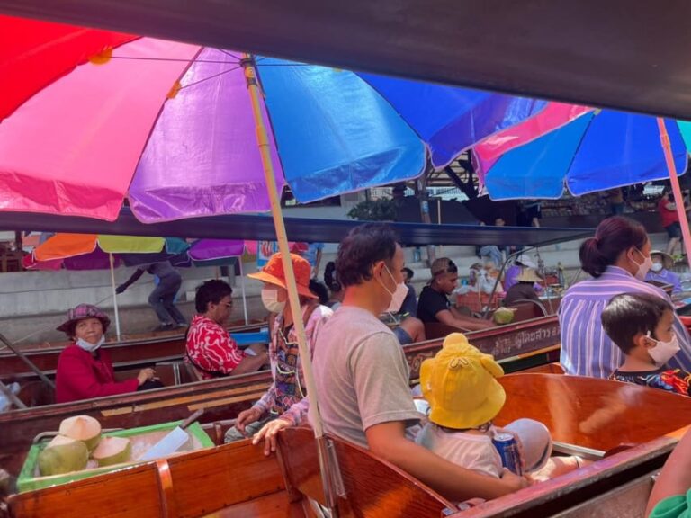 BKK : Private Damnoen Saduak Floating Market & Train Market