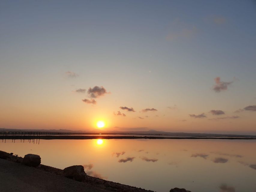 Blind Wine Tasting, and Local Products in the Pink Lagoon - Overview of the Activity