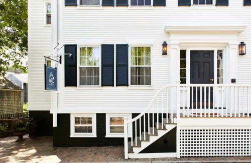 Blue Iris by Life House - Guest Experience and Ratings