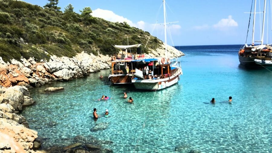 Bodrum: Peninsula Private Boat Tour With Lunch