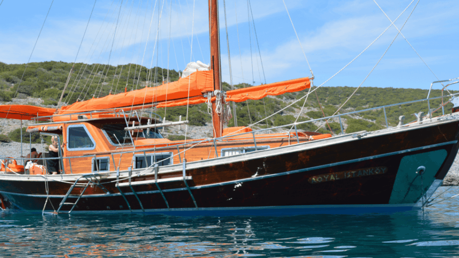 Bodrum: Private Sunset Boat Tour With Dinner