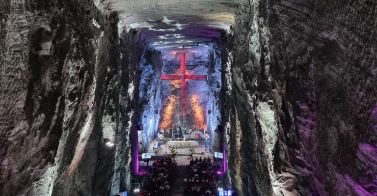 Bogotá: Private Zipaquirá and Salt Cathedral Tour