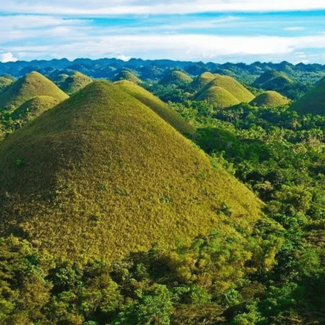 Bohol: Chocolate Hills Tour With Loboc River Cruise & Lunch - Scenic Drive to Chocolate Hills