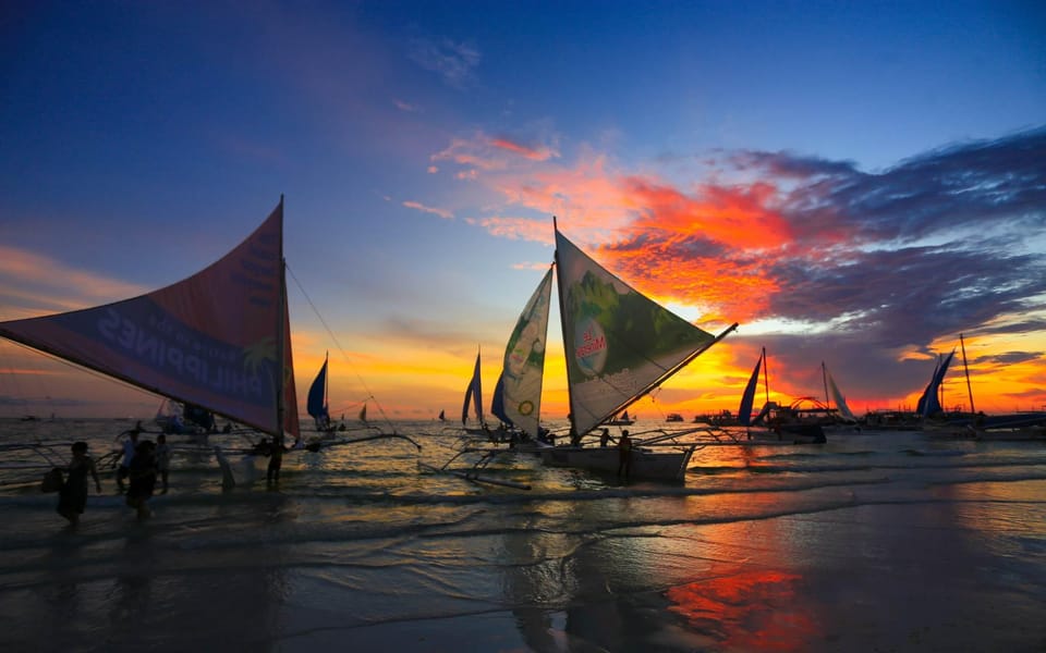 Boracay: Island Hopping With Lunch and Hot Kawa Bath - Tour Overview and Details