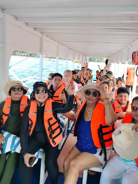 Boracay: Island Hopping With Snorkeling and Crystal Cove - Activity Overview