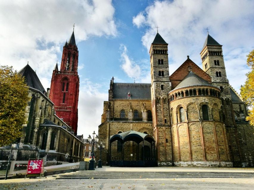 Bordeaux: Insta-Perfect Walk With a Local