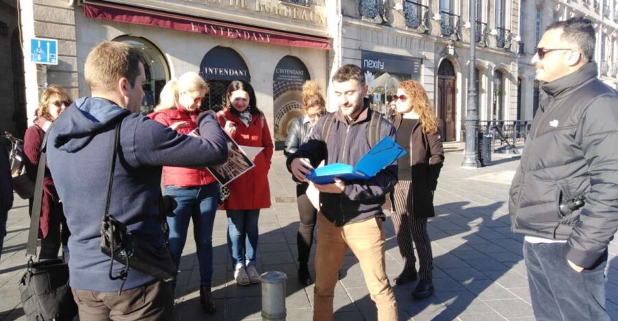 Bordeaux: Private Guided Walking Tour & Cite Du Vin